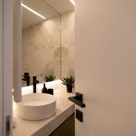Live In Style Apartment Chalkida Exterior photo