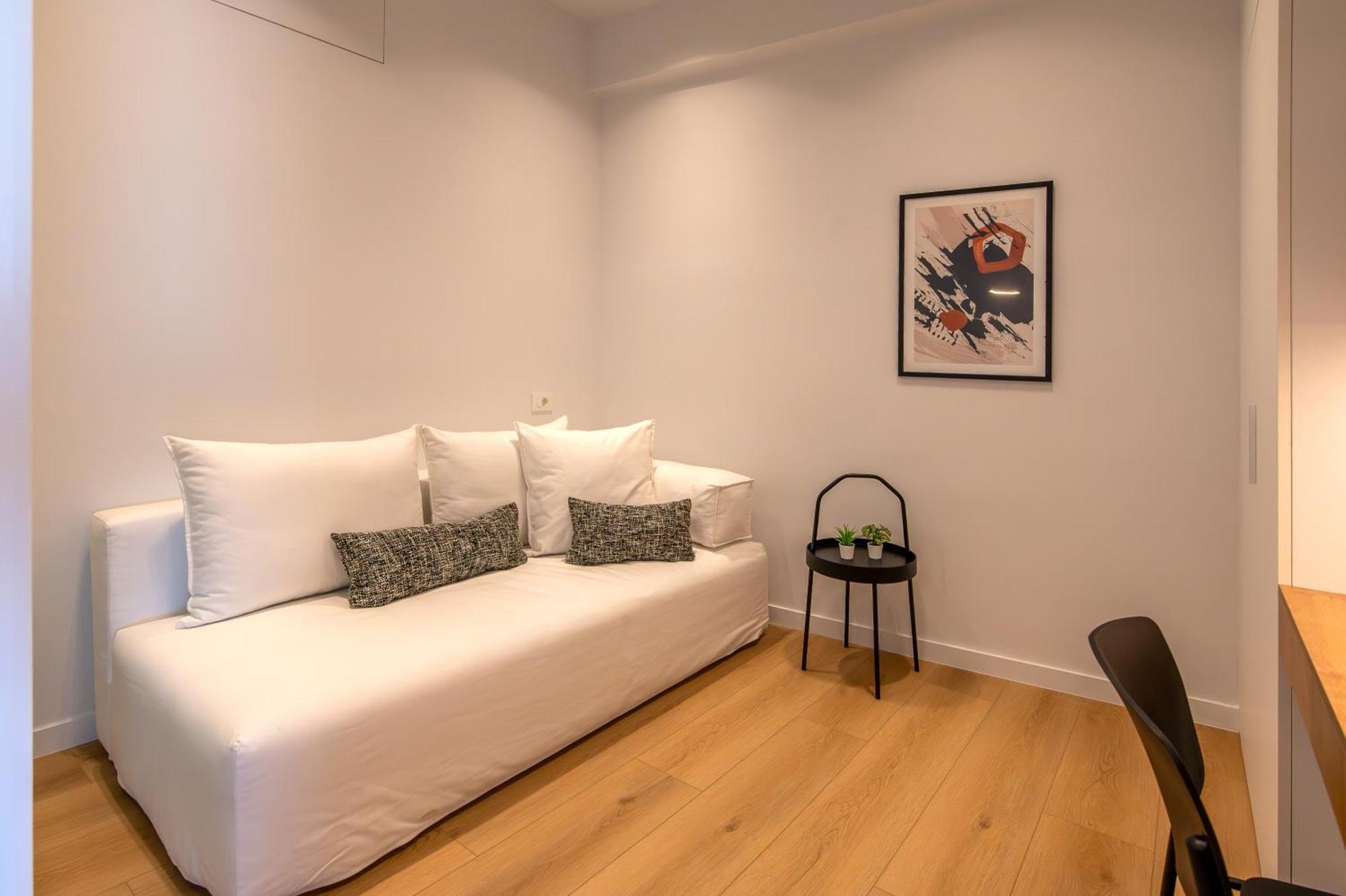 Live In Style Apartment